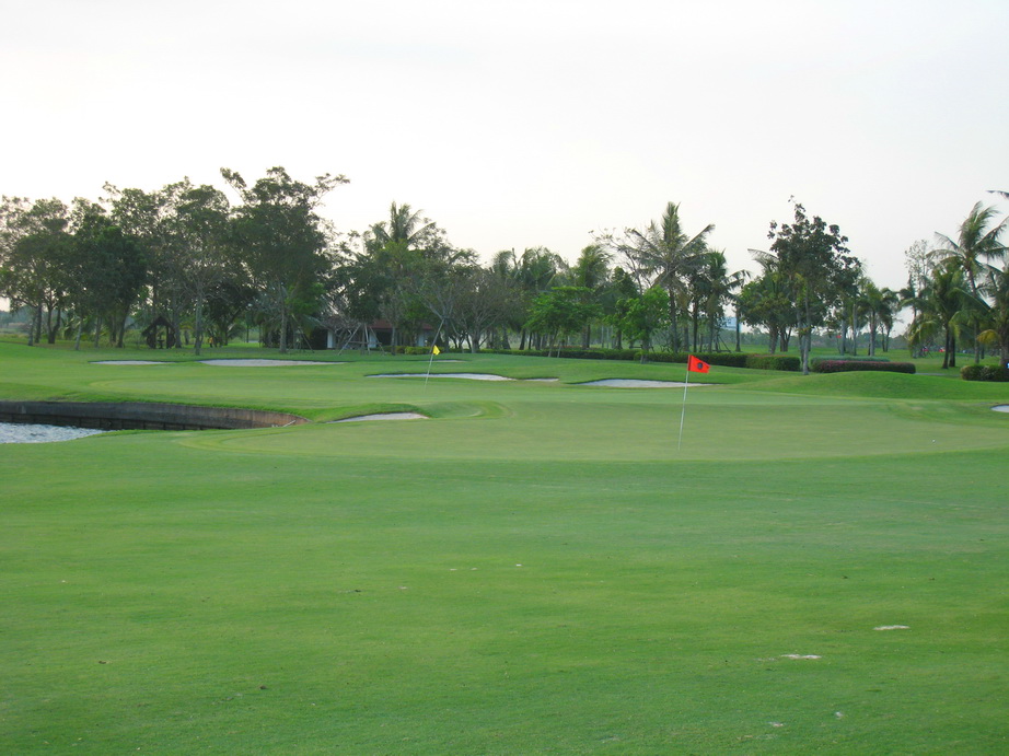 Suvarnabhumi Golf & Country Club Photos